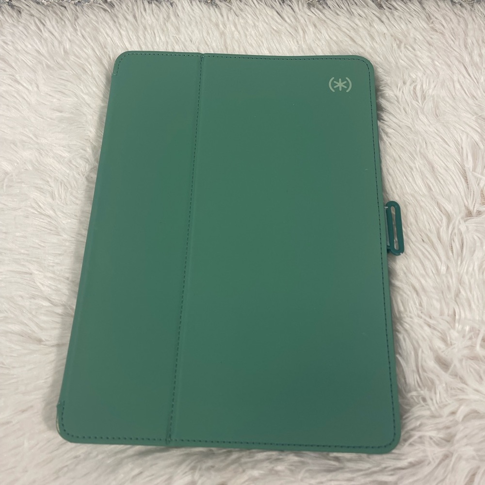 Speck IPad Case for 10th Gen Flourite Green